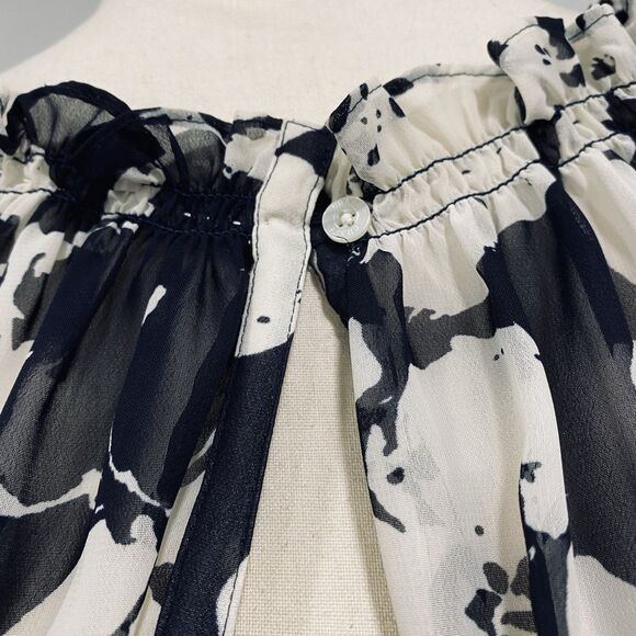 CHAPS 2X Women’s Navy White Floral Sheer Peasant Cottagecore Chic Beachy Blouse - Picture 3 of 15